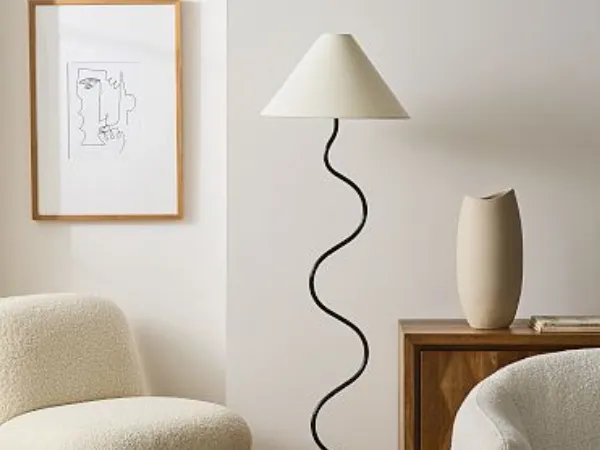 How to Choose a Modern Floor Lamp for Your Living Room