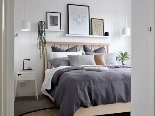 Should You Put Shelves Above A Bed?