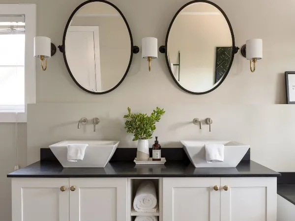 How To Decorate A Bathroom Vanity